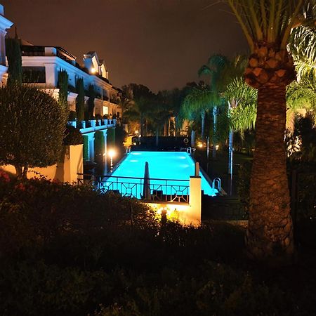 Luxury Apartment Frontal To The Sea In Estepona Doncella Beach Exterior foto