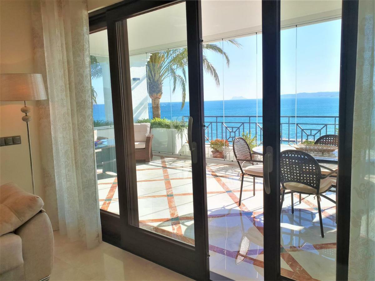 Luxury Apartment Frontal To The Sea In Estepona Doncella Beach Exterior foto