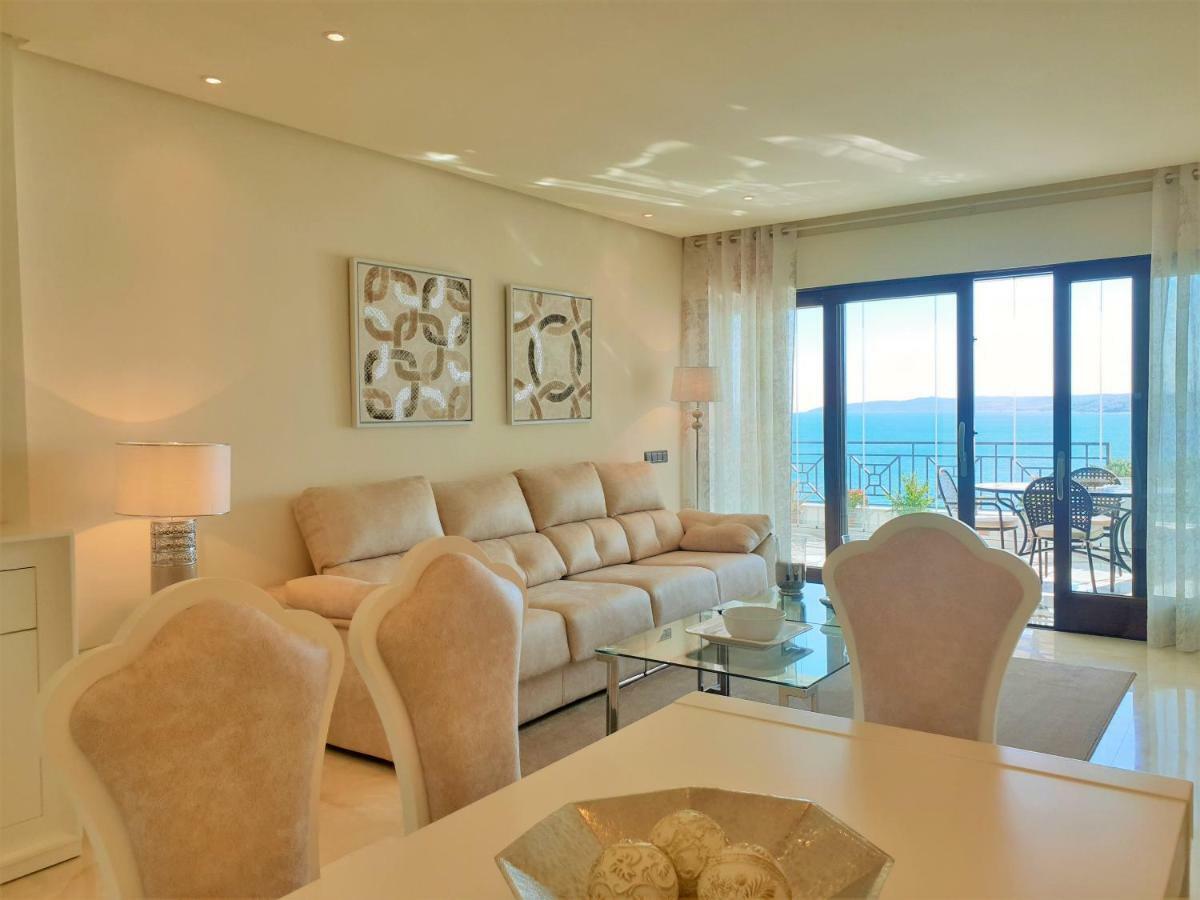 Luxury Apartment Frontal To The Sea In Estepona Doncella Beach Exterior foto