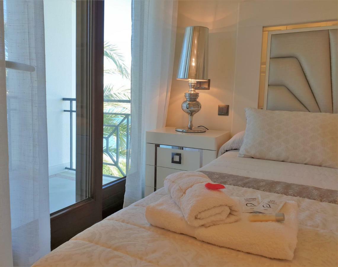 Luxury Apartment Frontal To The Sea In Estepona Doncella Beach Exterior foto