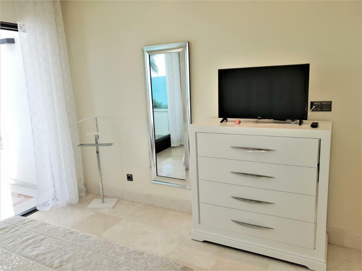 Luxury Apartment Frontal To The Sea In Estepona Doncella Beach Exterior foto
