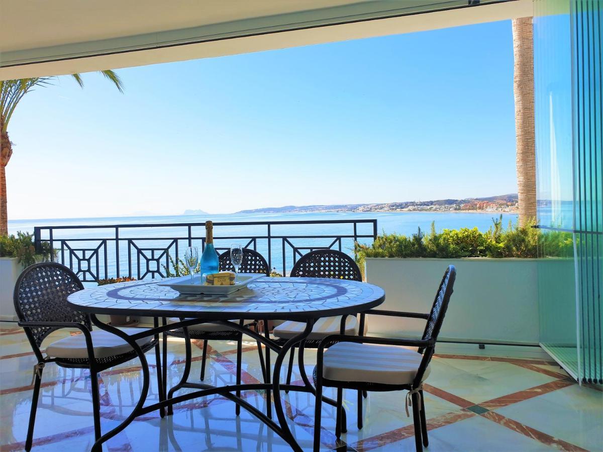 Luxury Apartment Frontal To The Sea In Estepona Doncella Beach Exterior foto
